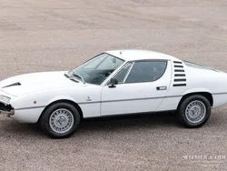 Alfa Romeo Montreal