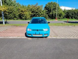 Blau Gebraucht 1999 VW Golf IV Highline Limousine | 2.999 € (Etwas zu teuer)