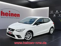 Weiß Gebraucht 2023 Seat Ibiza FR Limousine | 17.899 € (Fairer Preis)