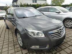 Grau Gebraucht 2011 Opel Insignia Innovation Kombi | 2.690 € (Fairer Preis)