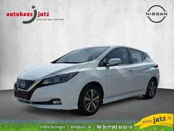 Weiß Gebraucht 2022 Nissan Leaf Acenta Kleinwagen | 14.900 € (Fairer Preis)