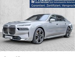 Silber Gebraucht 2024 BMW 750e Comfort Edition Limousine | 100.900 € (Teuer)