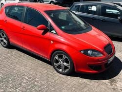 Rot Gebraucht 2006 Seat Altea Sport Van / Kleinbus | 1.499 € (Guter Preis)