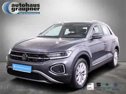 Indiumgrau Gebraucht 2023 VW T-Roc Style SUV | 22.882 €