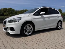 Weiß Gebraucht 2017 BMW 225 Active Tourer M Sport Van / Kleinbus | 15.999 € (Fairer Preis)