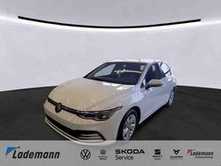 Pure white Gebraucht 2022 VW Golf VIII Life Limousine | 23.929 € (Fairer Preis)