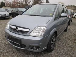 Lichtsilber/silver lightning Gebraucht 2009 Opel Meriva Van / Kleinbus | 2.990 € (Fairer Preis)