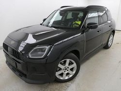 Schwarz Gebraucht 2024 Mini Countryman Classic SUV | 33.890 € (Guter Preis)
