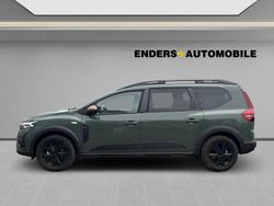 Safarigrüngrau Gebraucht 2025 Dacia Jogger Extreme Van / Kleinbus | 27.950 € (Etwas zu teuer)