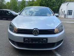 Silber Gebraucht 2009 VW Golf VI Trendline Kleinwagen | 5.200 €