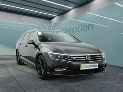 Grau Gebraucht 2023 VW Passat R-line Kombi | 40.750 € (Teuer)