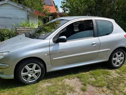 Andere außenfarben Gebraucht 2003 Peugeot 206 Kleinwagen | 2.500 € (Teuer)