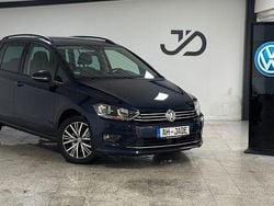 Blau Gebraucht 2016 VW Golf Sportsvan Allstar Van / Kleinbus | 12.900 € (Guter Preis)
