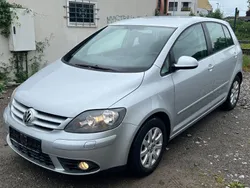 Silber Gebraucht 2005 VW Golf Plus Comfortline Van / Kleinbus | 7.490 € (Teuer)