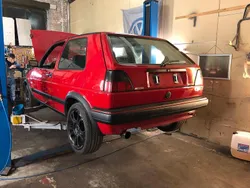 Rot Gebraucht 1991 VW Golf II Kleinwagen | 11.999 €