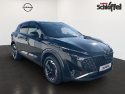 Pearl black perleffekt Neu 2025 Nissan Qashqai N-Connecta SUV | 43.200 €