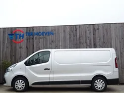 Silber Gebraucht 2018 Renault Trafic Van | 9.900 € (Fairer Preis)