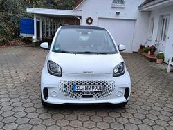 Weiß Gebraucht 2022 Smart ForTwo Electric Drive Coupé | 10.500 € (Guter Preis)