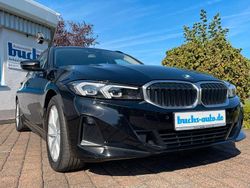 Schwarz Gebraucht 2022 BMW 318 Kombi | 20.790 € (Guter Preis)