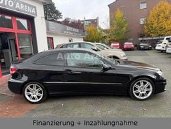 Schwarz Gebraucht 2010 Mercedes CLC220 Sport Kleinwagen | 4.999 € (Fairer Preis)