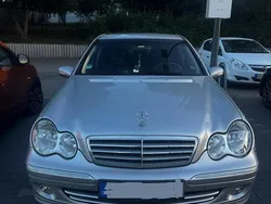Silber Gebraucht 2004 Mercedes C200 Limousine | 3.000 € (Fairer Preis)