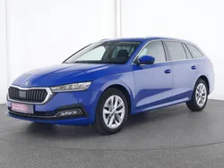 Energy blau Gebraucht 2023 Skoda Octavia Style Kombi | 24.499 € (Guter Preis)