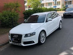 Weiß Gebraucht 2009 Audi A4 Kombi | 5.000 € (Teuer)