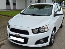 Weiß Gebraucht 2012 Chevrolet Aveo LT Kleinwagen | 4.050 €