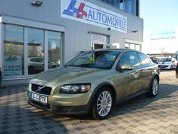 Grün Gebraucht 2009 Volvo C30 Kleinwagen | 4.390 € (Fairer Preis)
