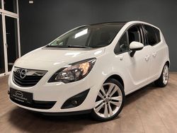 Weiß Gebraucht 2011 Opel Meriva Design Edition Van / Kleinbus | 2.490 € (Fairer Preis)