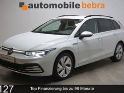 Pure white Gebraucht 2021 VW Golf VIII Style Kombi | 18.490 € (Superpreis)