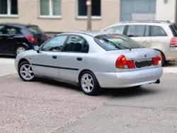 Silber Gebraucht 1997 Mitsubishi Carisma Limousine | 1.700 € (Fairer Preis)