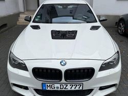 Weiß Gebraucht 2014 BMW M550 Performance Limousine | 21.800 €