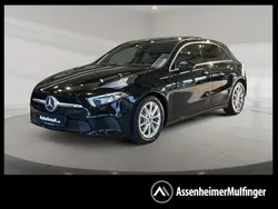 Schwarz Gebraucht 2018 Mercedes A200 Progressive Limousine | 20.759 € (Fairer Preis)