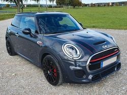 Grau Gebraucht 2016 Mini John Cooper Works Kleinwagen | 16.999 € (Fairer Preis)