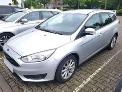 Silber Gebraucht 2017 Ford Focus Trend Kombi | 8.890 € (Fairer Preis)