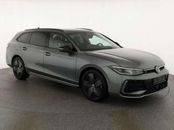 Diabas grau metallic Neu 2025 VW Passat R-line Kombi | 47.090 € (Superpreis)