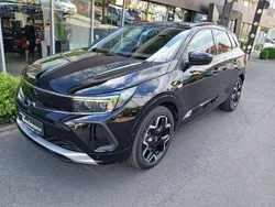 Diamant schwarz metallic Gebraucht 2022 Opel Grandland X Ultimate SUV | 28.990 € (Teuer)