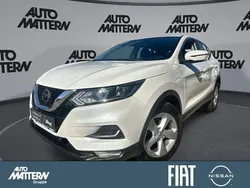 Brilliant white (m) (metallic) Gebraucht 2021 Nissan Qashqai 360º SUV | 21.870 € (Guter Preis)