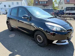 Schwarz Gebraucht 2015 Renault Scénic III LIMITED Van / Kleinbus | 4.250 € (Superpreis)