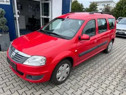 Rot Gebraucht 2010 Dacia Logan MCV Lauréate Kombi | 2.999 € (Fairer Preis)