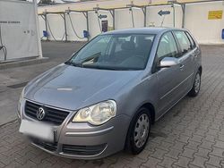 Silber Gebraucht 2006 VW Polo Comfortline Kleinwagen | 2.150 € (Fairer Preis)