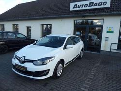 Weiß Gebraucht 2016 Renault Mégane GrandTour Authentique Kombi | 7.485 € (Fairer Preis)