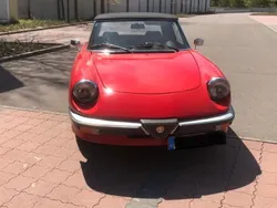 Rot Gebraucht 1984 Alfa Romeo Spider Cabrio | 12.990 €