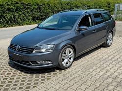 Grau Gebraucht 2011 VW Passat Highline Kombi | 6.500 € (Etwas zu teuer)