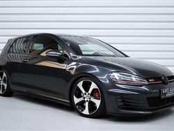 Carbon steel grey metallic Gebraucht 2014 VW Golf GTI Coupé | 13.399 €