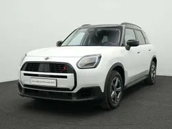 Weiß Gebraucht 2024 Mini Countryman Classic SUV | 37.491 €