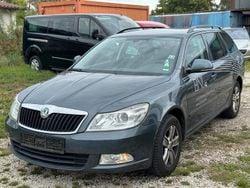 Grau Gebraucht 2010 Skoda Octavia Impuls Edition Kombi | 1.750 € (Fairer Preis)