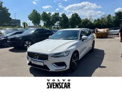 Weiss Gebraucht 2021 Volvo V60 Inscription Kombi | 33.990 € (Etwas zu teuer)