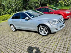Silber Gebraucht 2010 Mercedes C250 Limousine | 3.599 €